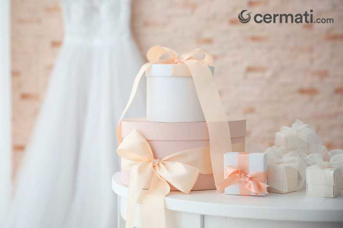 7 Kado Pernikahan Unik Yang Murah Meriah Cermati Com