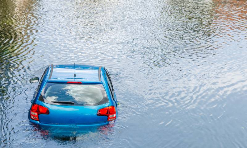 asuransi mobil banjir