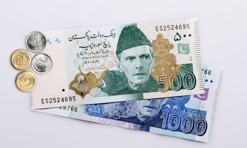mata uang pakistan