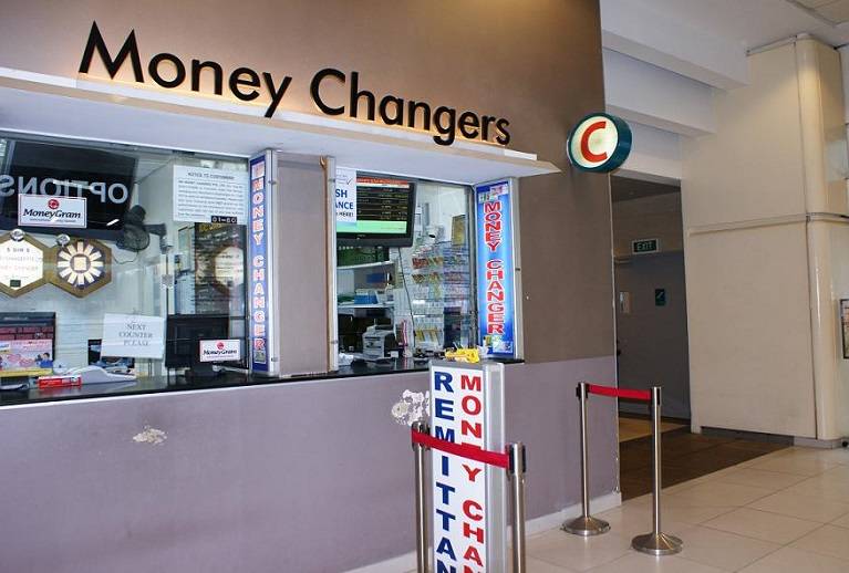 Tukar Uang Di Money Changer Apa Bedanya Dengan Forex Cermati