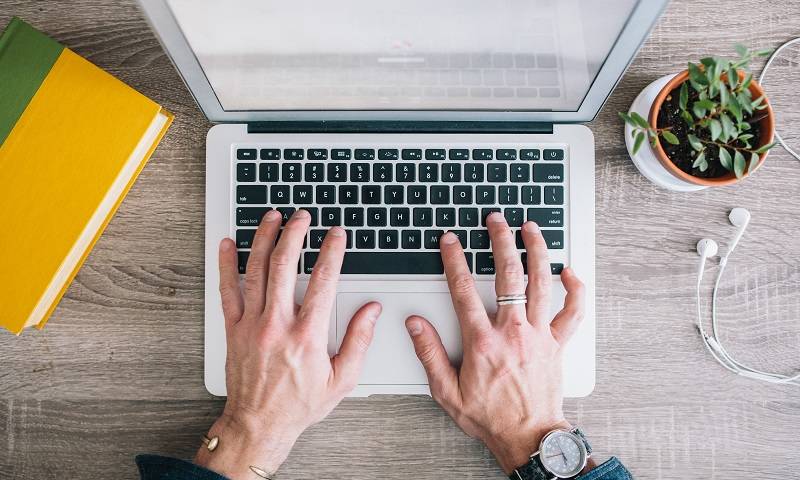 bisnis online dengan facebook