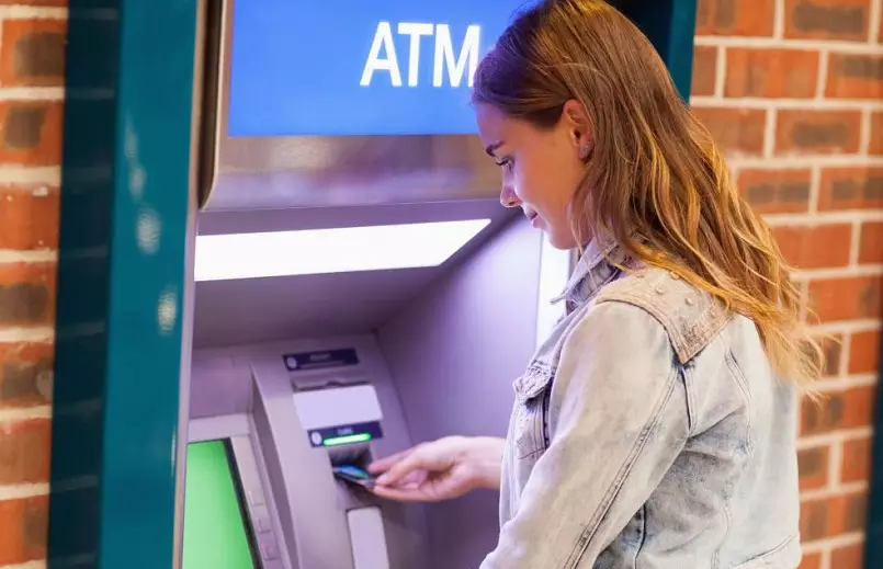 Anjungan Tunai Mandiri (ATM) Anjungan Tunai Mandiri (ATM)