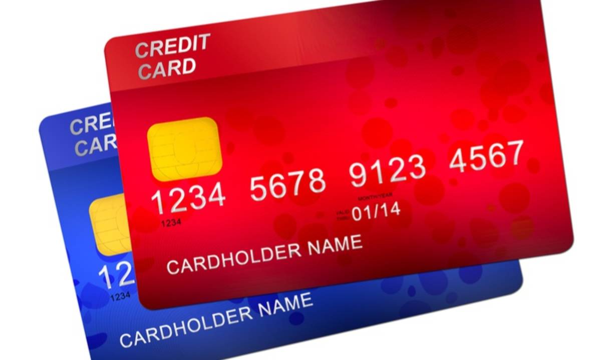 Красная кредитная карта
