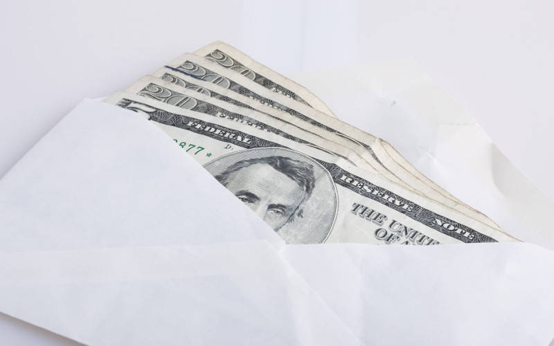 Tips for Preparing Savings for Your Wedding and Your Spouse