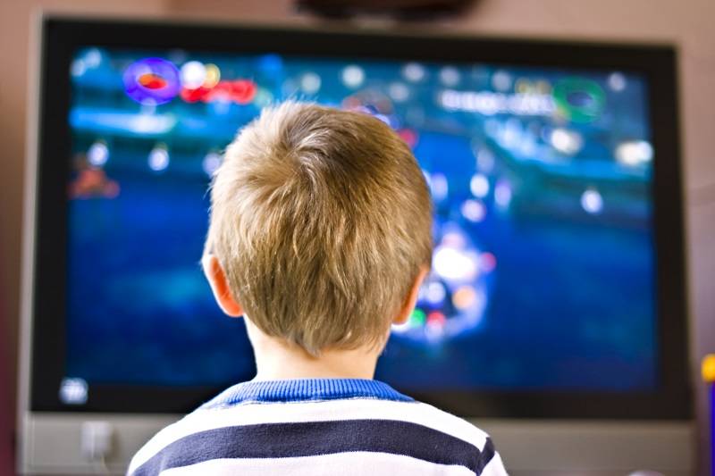 Menonton TV Adalah Kebiasaan Tidak Baik