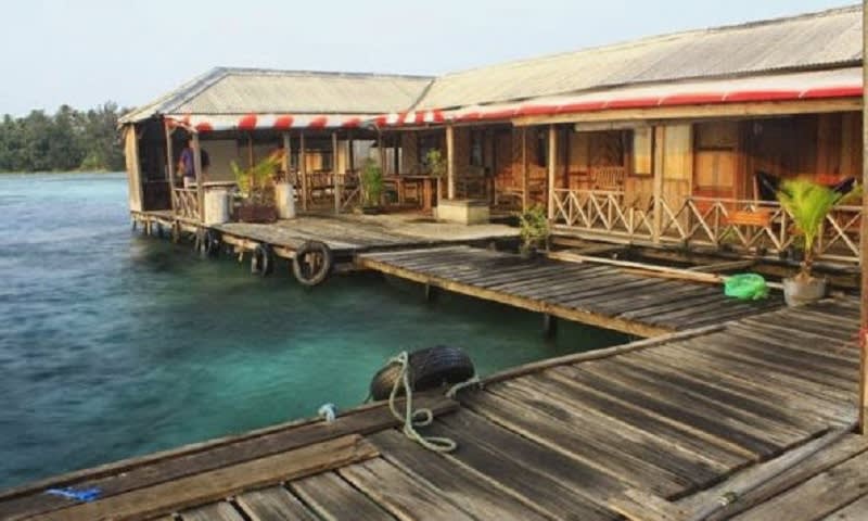 wisma apung karimunjawa