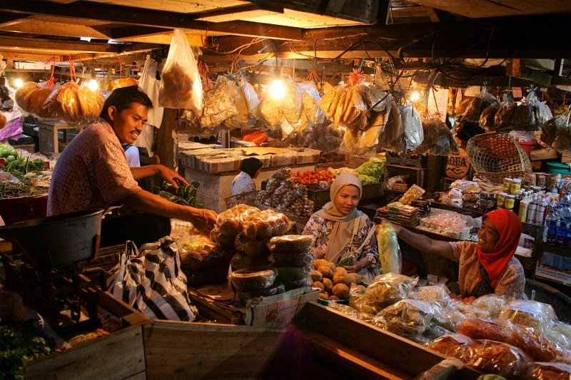 Belanja di Pasar Tradisional dengan whatsnewjakarta.com