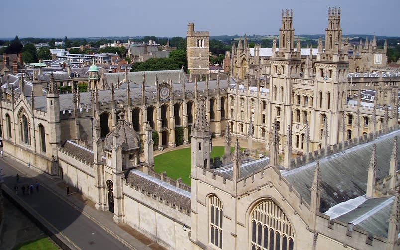 Universitas Oxford