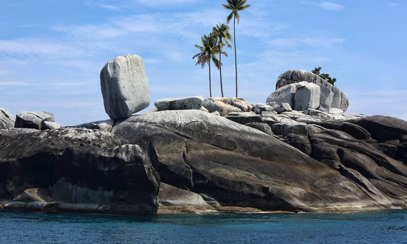 pulau berbatu anambas