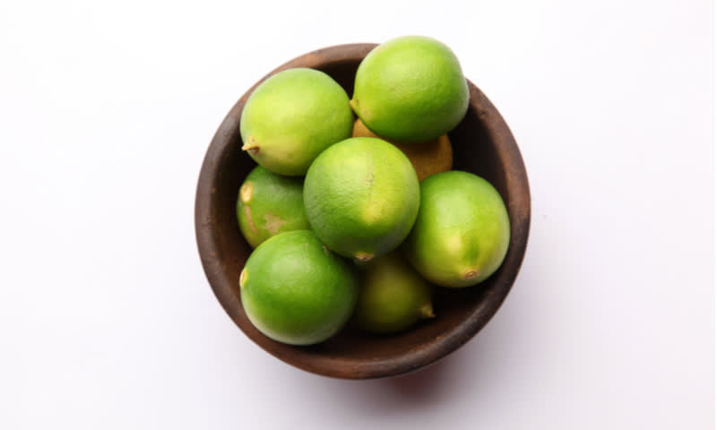Jeruk nipis dapat dijadikan sebagai obat tradisional untuk mengobati penyakit