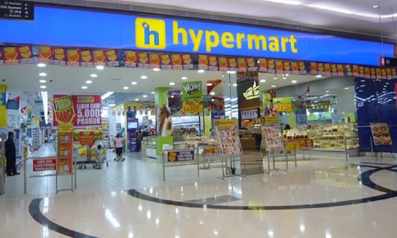 Mengapa Banyak Department Store di Indonesia Tutup Mengapa Banyak Department Store di Indonesia Tutup