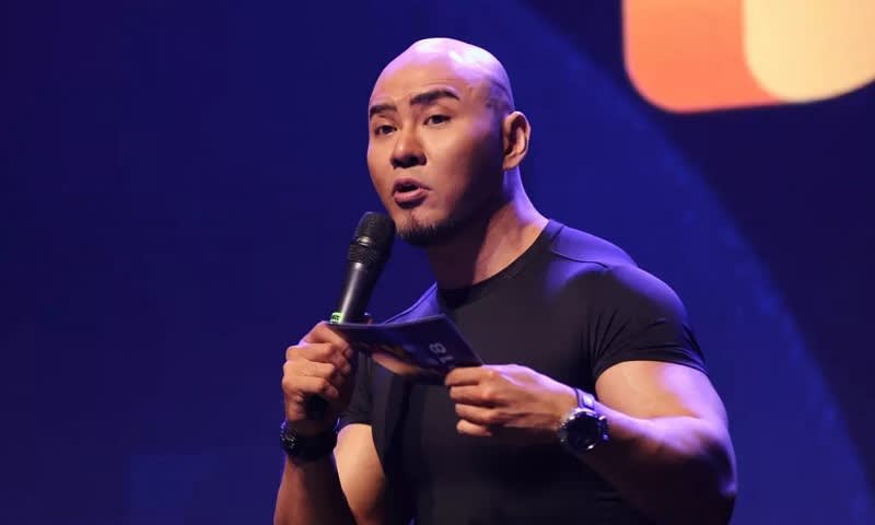 Deddy Corbuzier sebagai presenter TV 