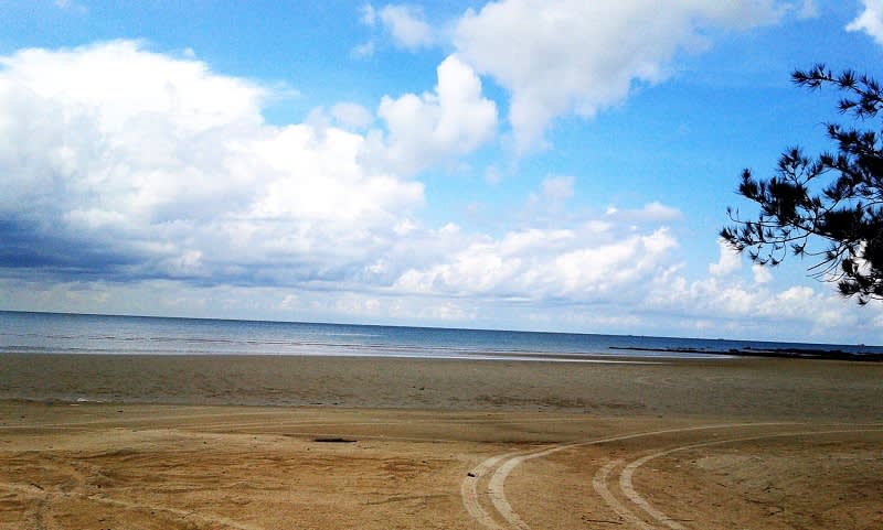 Pantai Pasar Padi