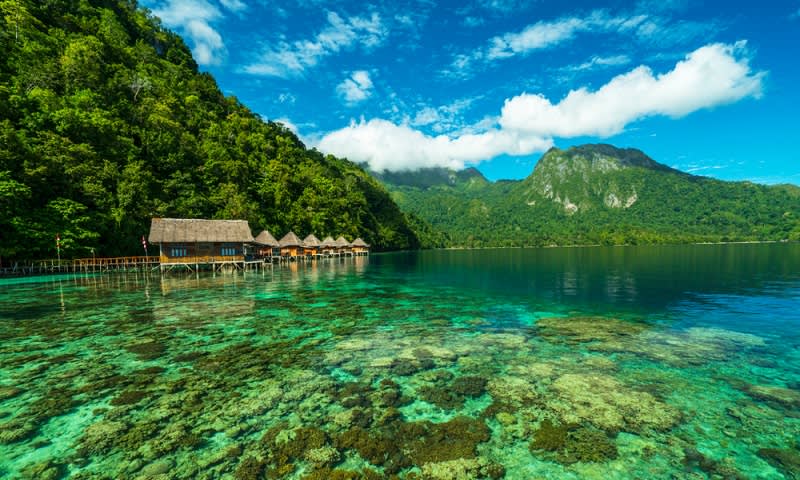 Pantai Ora, Maluku