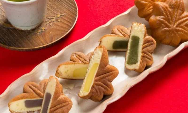 Momiji Manju