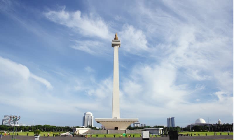 Monas