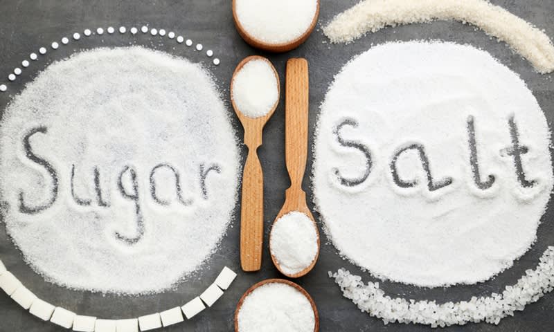 Atur asupan gula dan garam dalam makanan