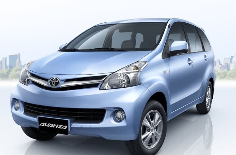 Toyota Avanza - Mobil Terlaris 2015