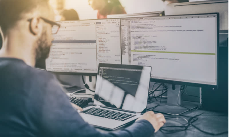 Java dan JavaScript Developer