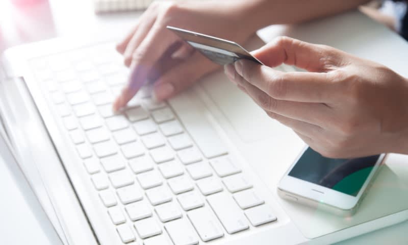 Aman Belanja Online denga Kartu Kredit atau Debit