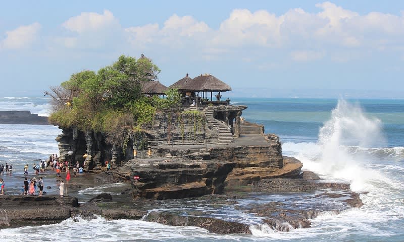 Sejarah Tanah Lot